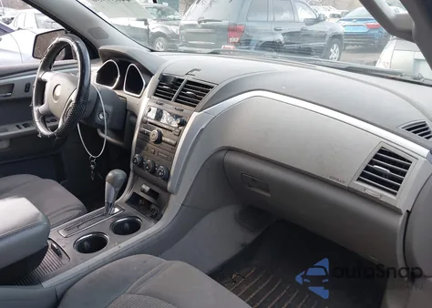 2012 Chevrolet Traverse Ls z USA, uszkodzony, nr VIN 1GNKVFED8CJ368778